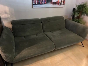 Megasofa Seattle Dover grün olive Cord Couch Zweisitzer - Bild 1 von 5