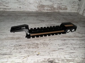 1/64 Scale Lowboy Trailer with Outriggers Ertl Die-Cast - Picture 1 of 10