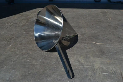 Passiersieb Edelstahl 22 cm (Feldküche, Küchensieb, Trichtersieb, Spitzsieb) - Bild 1 von 4