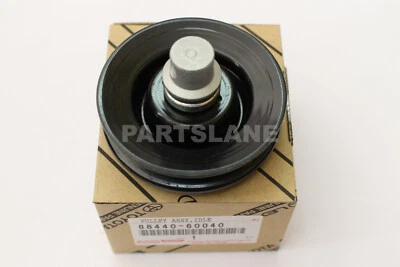 Polea tensora de ralentí OEM 88440-60040 Toyota Land Cruiser HZJ70 HZJ75 PZJ70 Foto 1 de 4