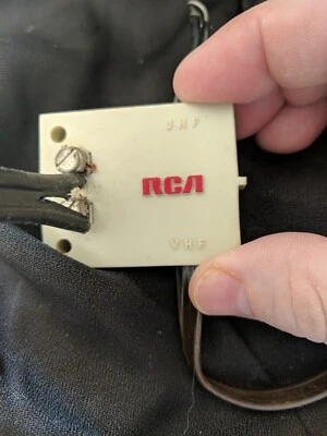 Vintage RCA UHF-VHF Band Separator Model 10A135 + Archer 6005 splitter too! - Image 1 of 3