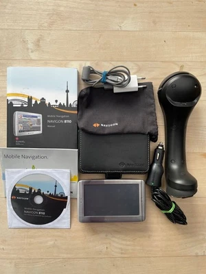 Navigon 8110/8310 KOMPLETT ; alles original, schauen Sie sich die Bilder an. - Bild 1 von 4