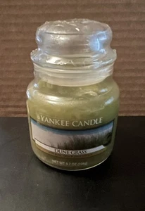 Yankee Scented Green Candle Small Jar 3.7oz 104g - Dune Grass - Picture 1 of 4