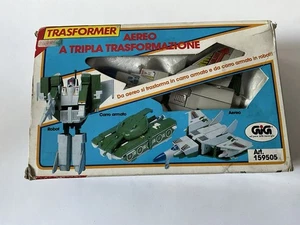 AEREO A TRIPLA TRASFORMAZIONE- TRASFORMER TAKARA ANNI ‘80 - Foto 1 di 8