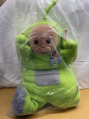 "Almohada de peluche verde 1998 Teletubbies LaLa 34"" nueva en paquete rara nunca abierta" Foto 1 de 2