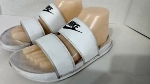 Nike OffCourt Comfort Womens Sandal Sz 8 White Classic Duo Slide Foam DC0496 100 - Picture 1 of 5