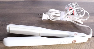 T3 SinglePass StyleMax Professional 1" Flat Iron with Automated Heat Ergonomic - Picture 1 of 6