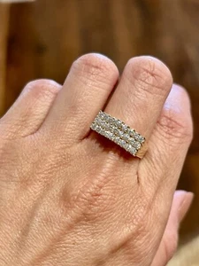 Anillo circonita de oro amarillo de 10k - Imagen 1 de 12
