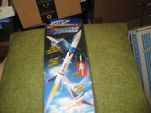 Cohete modelo volador Shuttle Xpress sellado por Estes desde 2002 - Imagen 1 de 1