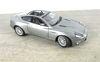 The Beanstalk Group Aston Martin Silver 1:18 Scale Diecast Model Car **Read** - Image 1 of 4