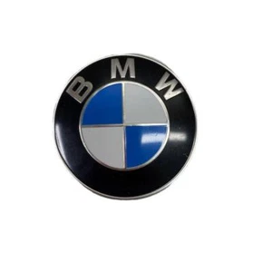 BMW 328 emblem 2014 front emblem bumper mounted OEM 28875202 - Picture 1 of 6