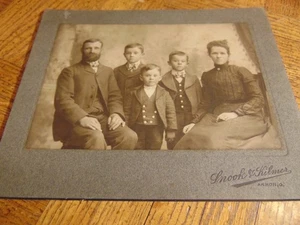 Victorian Cabinet Photo Dapper Family - Picture 1 of 1