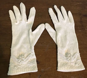 Schöne Vintage elfenbeinfarbene ~ cremefarbene Perlenhandschuhe ~ formell ~ Hochzeiten ~ Samenperlen - Bild 1 von 12