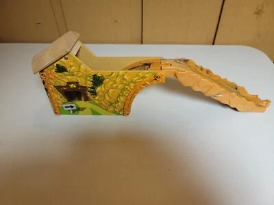 Chuggington Wooden Railway Rare Rocky Ridge Mine Tunnel VG Condition     wn - Image 1 of 4