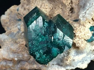 DIOPTASA de la mina de Omaue, Namibia * ESPÉCIMEN MINERAL FINO * 5,2 cm - Imagen 1 de 9