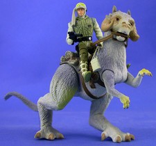 STAR WARS POTF DELUXE LOOSE VERY RARE HOTH TAUNTAUN WITH LUKE SKYWALKER. C-10+