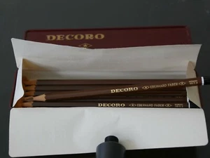 12 bolígrafos Eberhard Faber Decoro marrón tipo 1853 con embalaje original baquelita v - Imagen 1 de 4