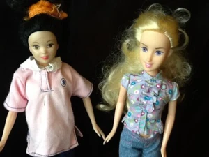 2 alte Disney Simba Toys Puppe Puppen Mädchen Kunststoff  - Bild 1 von 8