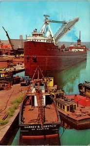 Harbor Activity in the Duluth-Superior Harbor, Minnesota Postcard - Picture 1 of 2
