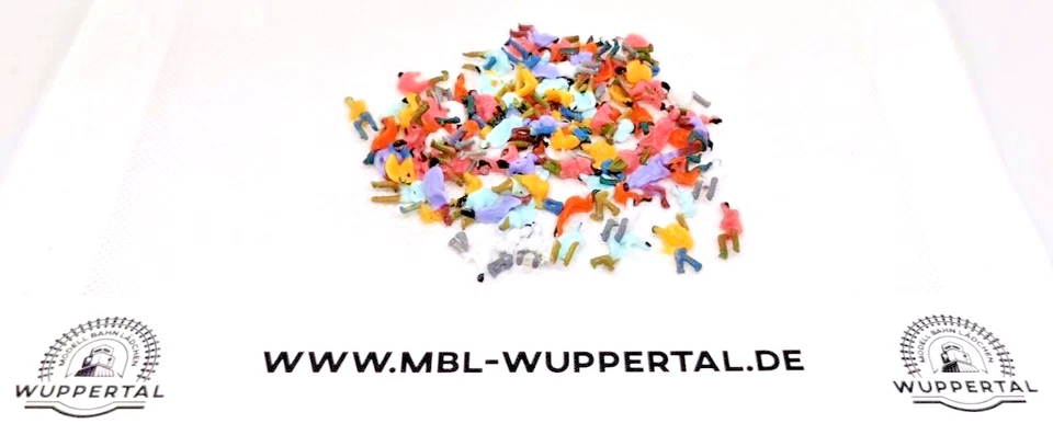 100 Stück H0 Figuren Set sitzende Fahrgäste Reisende für Personenwagen Neuware