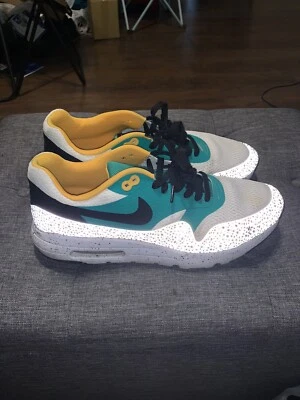 Nike Air Max 1 Ultra Moire Essential Safari Verde 819476-103 Hombres Talla 11.5 Usado Foto 1 de 4