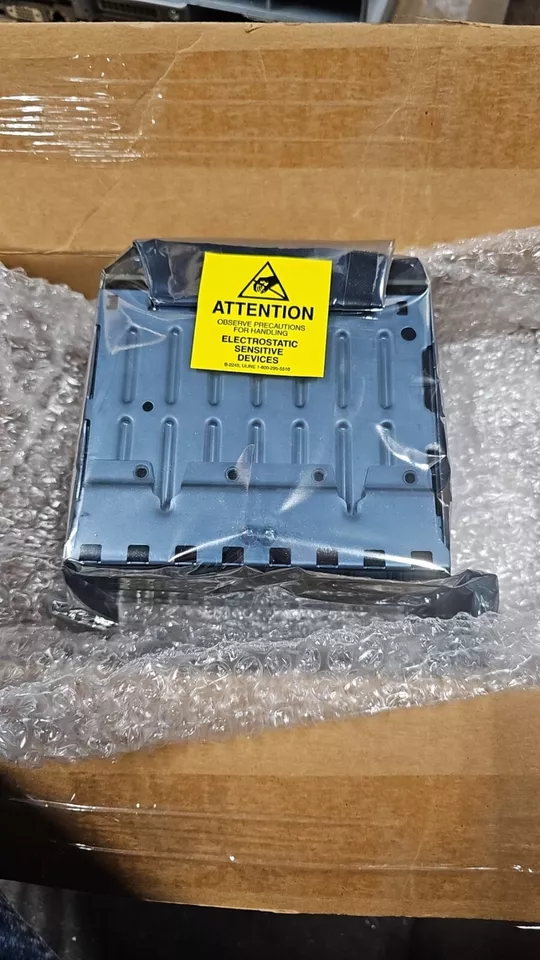 P54302-B21 HPE PROLIANT DL380A GEN11 8SFF X4 U.3 NVME BC DRIVE CAGE KIT - Image 1 of 1