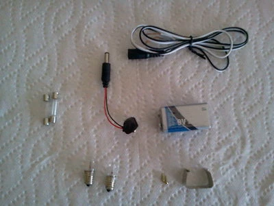 BATERÍA NUEVE VOLTIOS VINTAGE PACHINKO 9v KIT DE ALIMENTACIÓN, 2 LUCES, FUSIBLES, INSTRUCCIÓN GENERAL. Foto 1 de 2