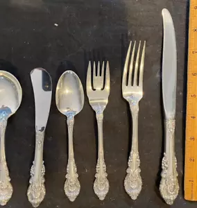 SET WALLACE SIR CHRISTOPHER STERLING FLATWARE 10 BY 6 HAND POLISHED SUPER SHAPE - Picture 1 of 6
