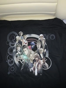 Doctor Who 1 to 11 Doctors Regeneration  Small Tee Shirt - Picture 1 of 2