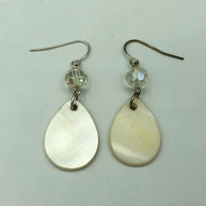 RETRO White Iridescent Shell Teardrop Dangle Earrings Christmas Boho Festival - Picture 1 of 8