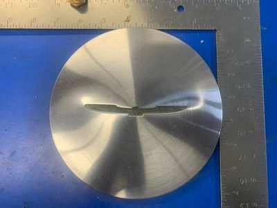 1983-1997 Ford Thunderbird 7.0" calota central PN: E9SC-1A096-BB FABRICANTE DE EQUIPAMENTO ORIGINAL 7 polegadas - Imagem 1 de 3