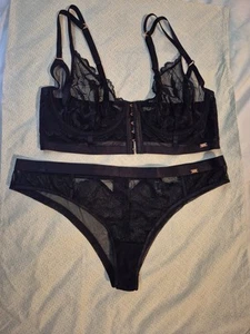Bras n Things Vamp Black 2 Piece Set, Size 14 Sheer With Rose Gold Fastenings - Picture 1 of 7