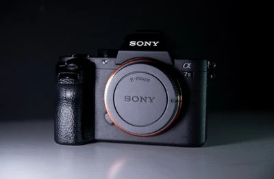 Sony Alpha A7 II - 236 Shots Y Monitor 4k Digital Camera - Image 1 of 4