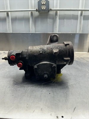 1987 1988 1989 1990 1991 Chevy GMC R1500 R2500 Suburban Power Steering Gear Box - Image 1 of 4