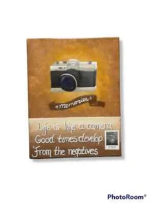 Medium 11" x 14" Acryl Gemälde auf Leinwand einer Vintage Kamera und Zitat - Bild 1 von 6