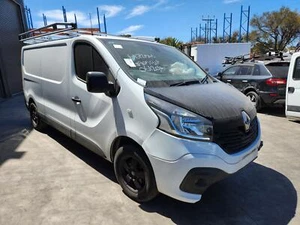 RENAULT TRAFIC RIGHT HEADLAMP X82, W/ HALOGEN TYPE, 01/15-12/21 - Picture 1 of 5