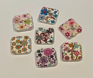 10 Wooden Square Flower Buttons Round 18mm Wood Button D26-28 Aussie Seller - Picture 1 of 4