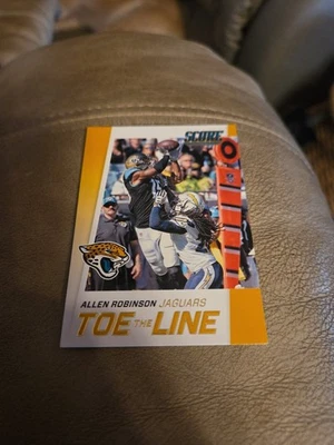 2016 Panini Score Football Toe the Line Gold Parallel #11 Allen Robinson Jaguars - Image 1 of 2
