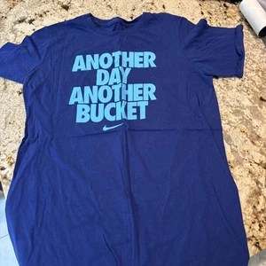 Boys Extra Large Nike Tee Shirt - Picture 1 of 3