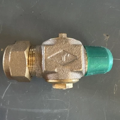 1" AY McDonald Plug Corp AWWAx CTS Quick Joint Lead Free Brass 74701Q 5182-074 - Image 1 of 4