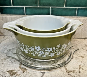 Vintage 70's PYREX Spring Blossom Crazy Daisy Casserole Set 473 474 475 W/Lids - Picture 1 of 15