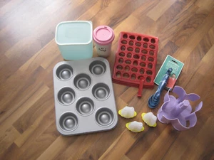 Cupcake- blech, Ravioli- former, Messlöffelset u.v.m - Bild 1 von 8