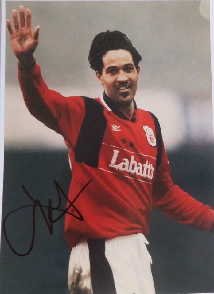 JASON LEE NOTTINGHAM FOREST, AUTOGRAPHED 7 X 5 PHOTOGRAPH. - Image 1 of 1