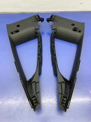 2021 FORD MUSTANG LEFT & RIGHT SIDE B PILLAR PANEL FR3B6351987 RIGHT TAB MISSING - Image 1 of 4