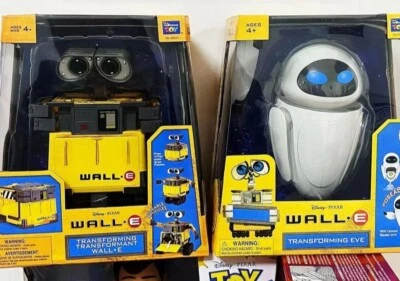 LO ÚLTIMO Disney Pixar Wall-e Thinkway Juguetes WALLE & EVA Transforming Wall-e Robot Foto 1 de 4