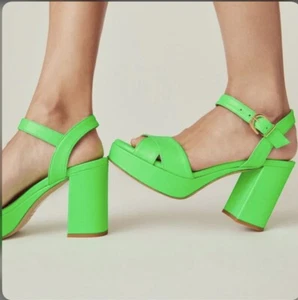 Sandalia Russell&Bromley Plataforma Topform Cuero Napa Verde Nueva Temporada 38 Reino Unido 5 - Imagen 1 de 7