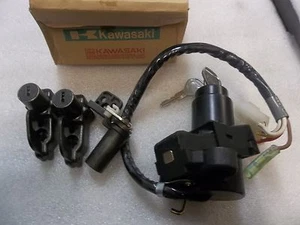 KAWASAKI IGNITION SWITCH HELMET LOCK SET 1988-93 ZX600 NINJA NOS/OEM 27004-5306 - Picture 1 of 7