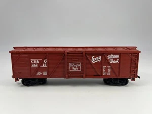 Life-Like #26216 Ho Scale Red CB & Q Box Car Good Condition - Picture 1 of 7