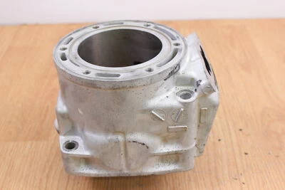 Jarra cilíndrica Arctic Cat M8 2007 esta pieza es un núcleo 84,5 mm Foto 1 de 4