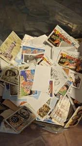 50 Gramm Briefmarken Malta auf Papier sehr eng geschnitten daher sehr ergiebig - Bild 1 von 1